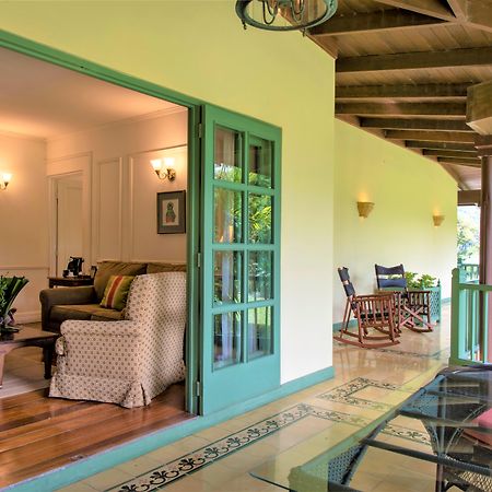 Hotel Casa Turire トゥリアルバ エクステリア 写真